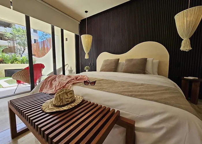 Loch By Bunik Apartahotel 3*